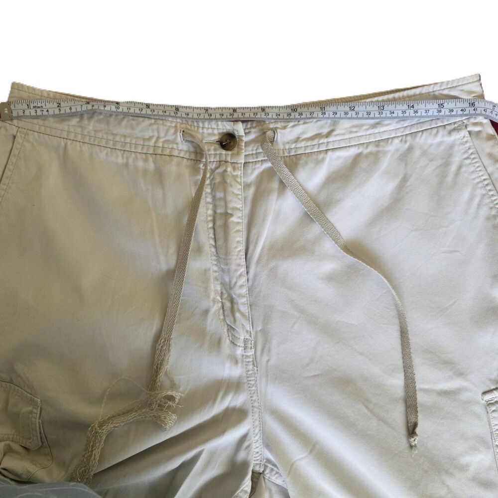 Women's Cargo Pants Size 14 Khaki Cropped Casual Mid Rise Twill Utility - Picture 4 of 9